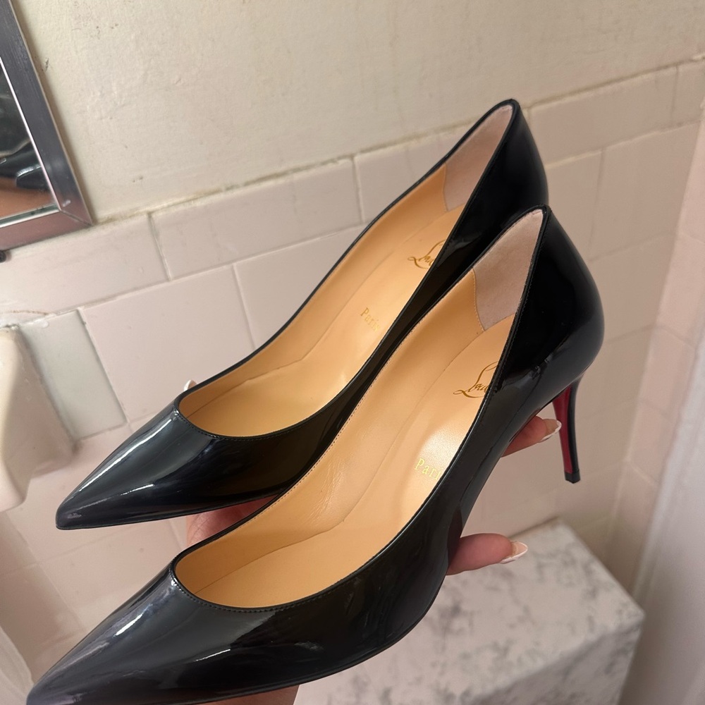 Black Patent Leather Women's Pumps